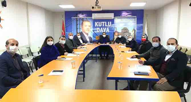 100 kişilik COVİD-19 EKİBİ KURDU