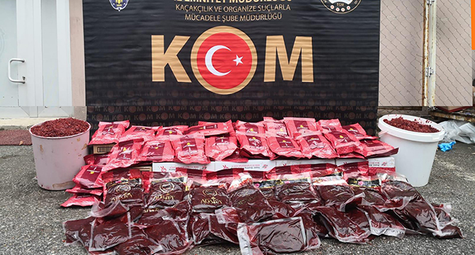 135 kg gümrük kaçağı tütün ele geçirildi