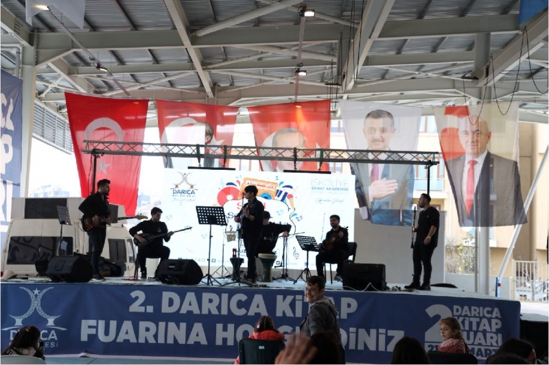 2. Darıca Kitap Fuarı konserle sona erdi