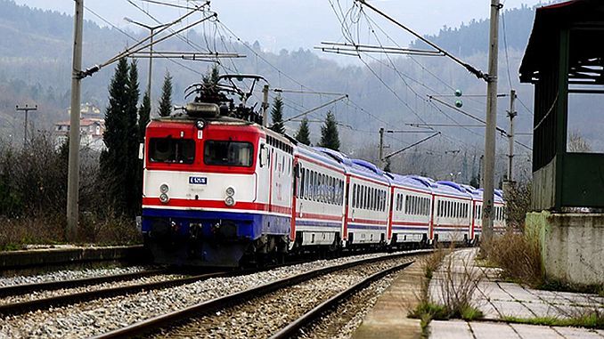  Adapazarı Ekspresi için dilekçe verdiler