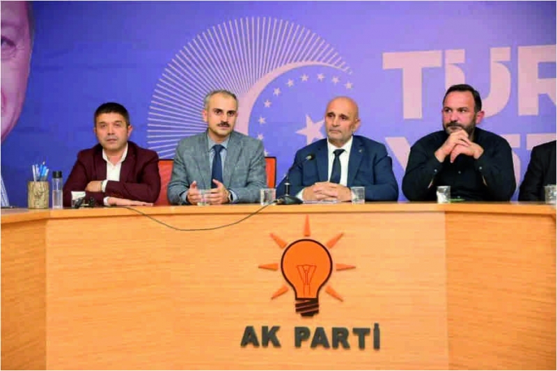 AK PARTİ ÇAYIROVA İLÇE YÖNETİMİ BELLİ OLDU.