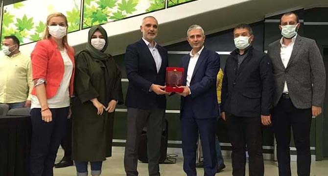  AK Parti Gebze Vefa’yı sürdürüyor