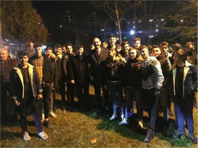 AK Parti İzmit’te Sahadan Ayrılmıyor