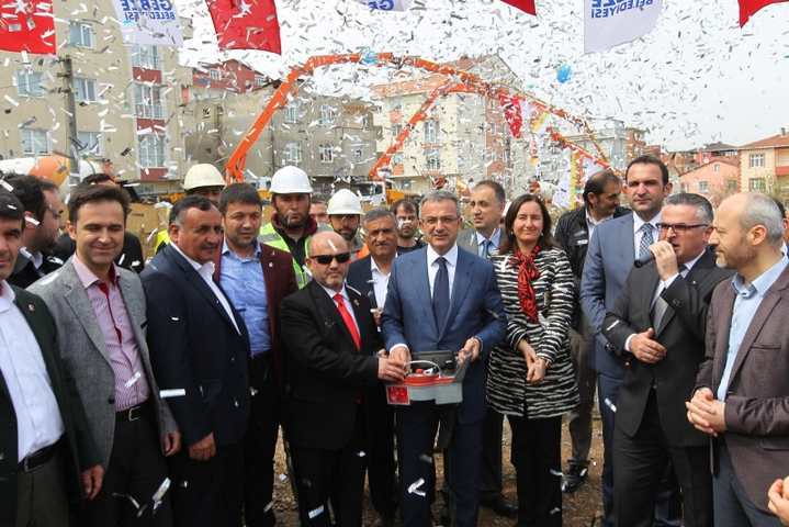 ARAPÇEŞME BİLİM SANAT'IN TEMELİ DUALARLA ATILDI