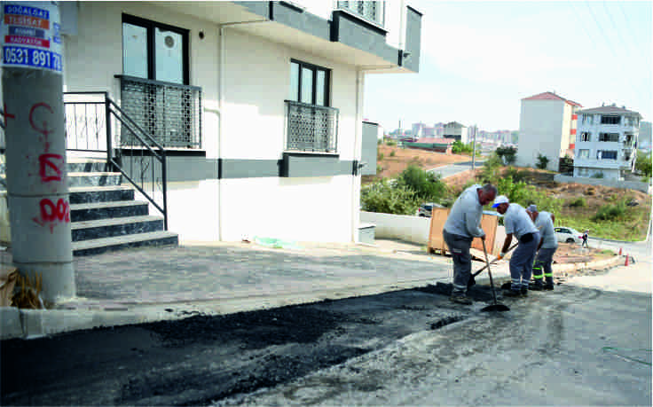 Asfalt yama ekiplerinden hummalı çalışma