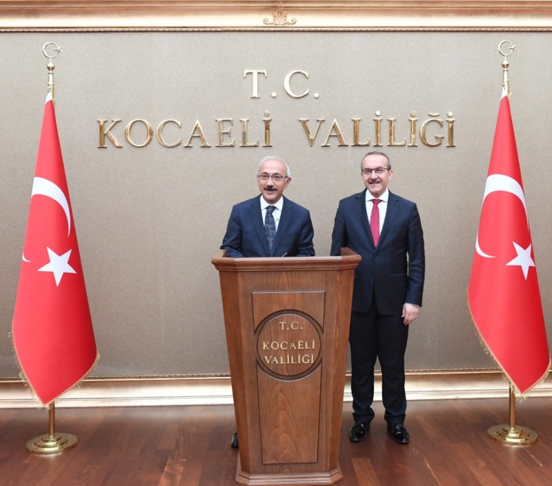 Bakan Elvan, Kocaeli Valiliğini Ziyaret Etti