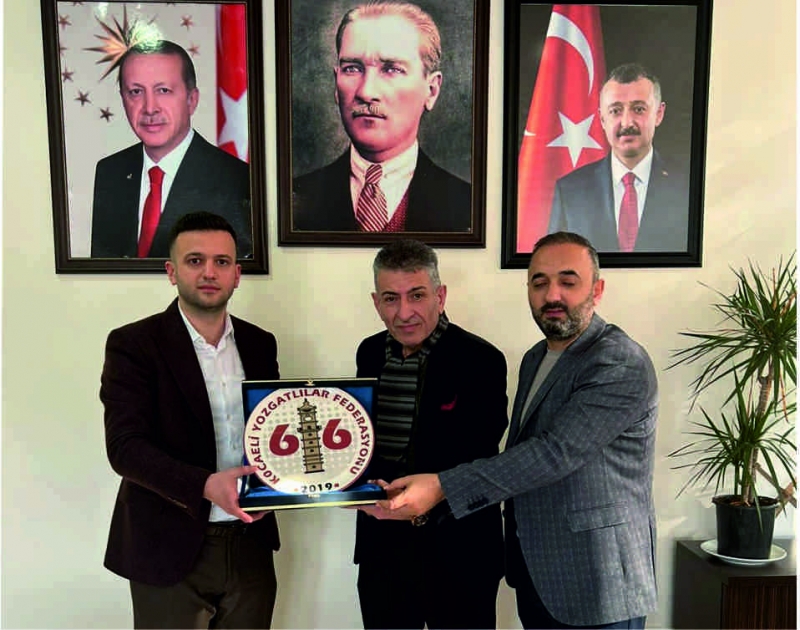 BAŞARILI MÜDÜRLERE PLAKET