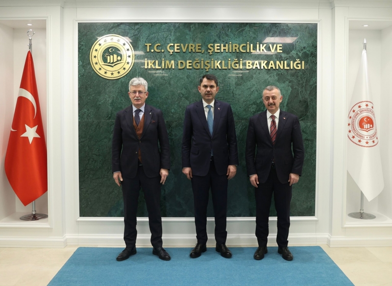 Başkan Büyükakın, Bakan Kurum ile görüştü