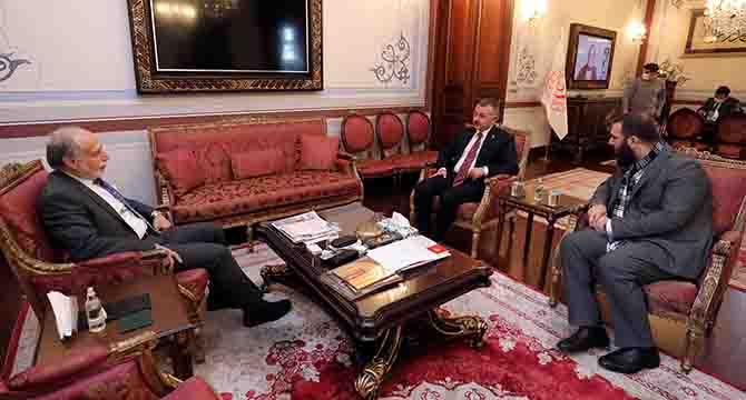 Başkan Büyükakın, Darülaceze’yi ziyaret etti