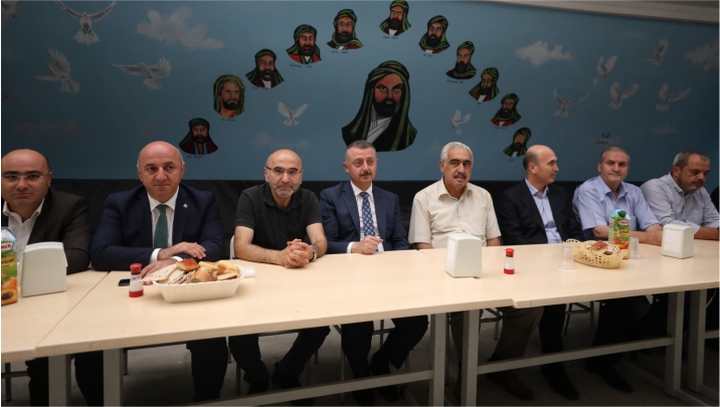 Başkan Büyükakın, “Onlar zulme karşı ayağa kalktılar”