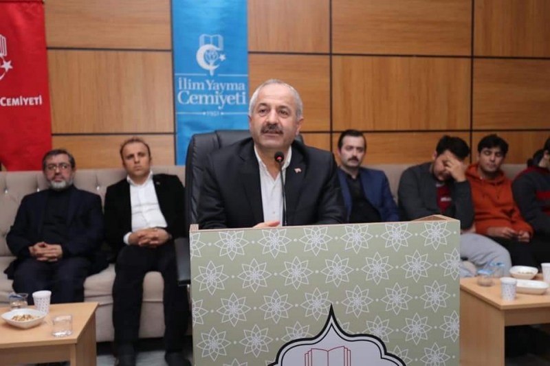 Başkan Büyükgöz gençlerle  kariyer sohbetinde buluştu   
