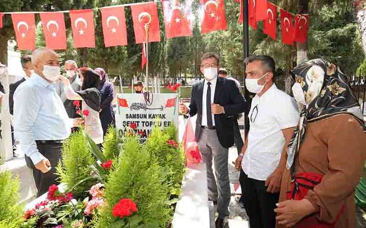 BAŞKAN ŞEHİTLERİ UNUTMADI