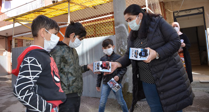 Bayan Yavuz, Gönül Kapılarını Aralamaya Devam Ediyor