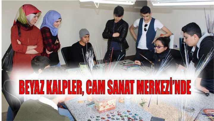 Beyaz Kalpler, Cam Sanat Merkezi’nde