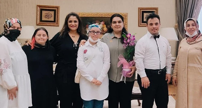 Beyaz Meleklerden Bayan Yavuz’a Ziyaret