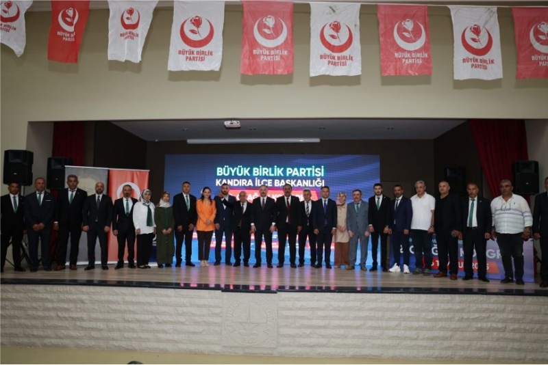 BÜYÜK BİRLİK PARTİSİ KANDIRA 2. OLAĞAN KONGRESİ GERÇEKLEŞTİ