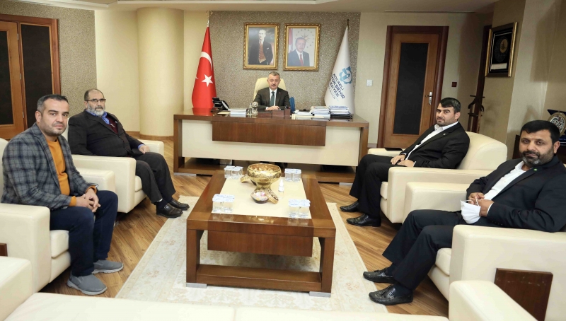 Büyükakın: 