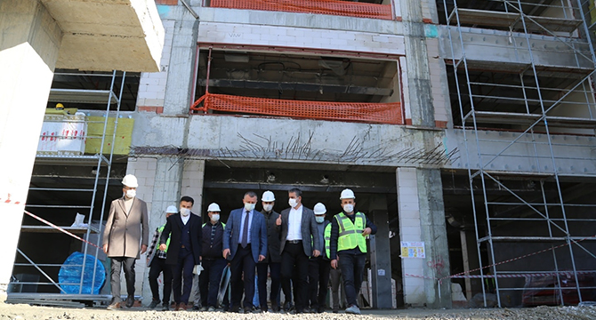 BÜYÜKAKIN VE TURAN YATIRIMLARI İNCELEDİ