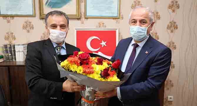 Büyükgöz Öğretmenlerin Öğretmenler Gününü tebrik etti