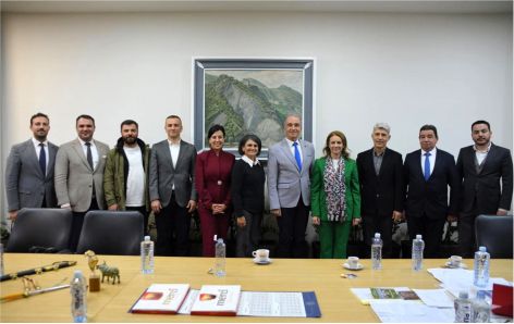 Büyükşehir'den Asenovgrad'a kardeş şehir eli