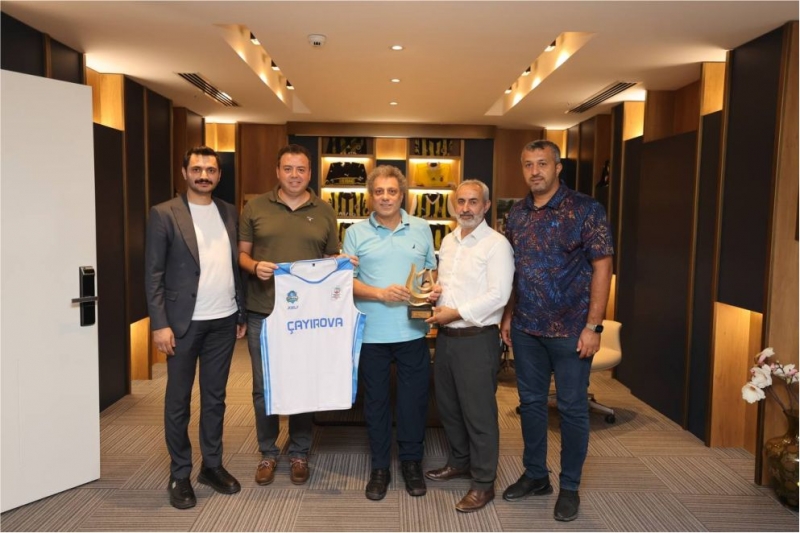 Çayırova Belediyesi basketbol takımının sağlık sponsoru Merkez Prime
