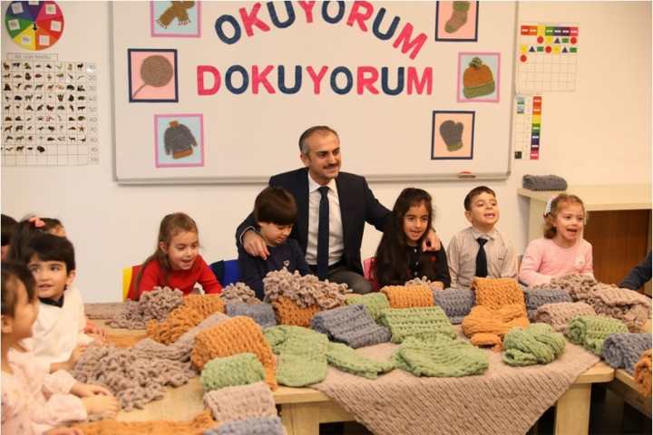 Çayırova’dan Diyarbakır annelerine atkı