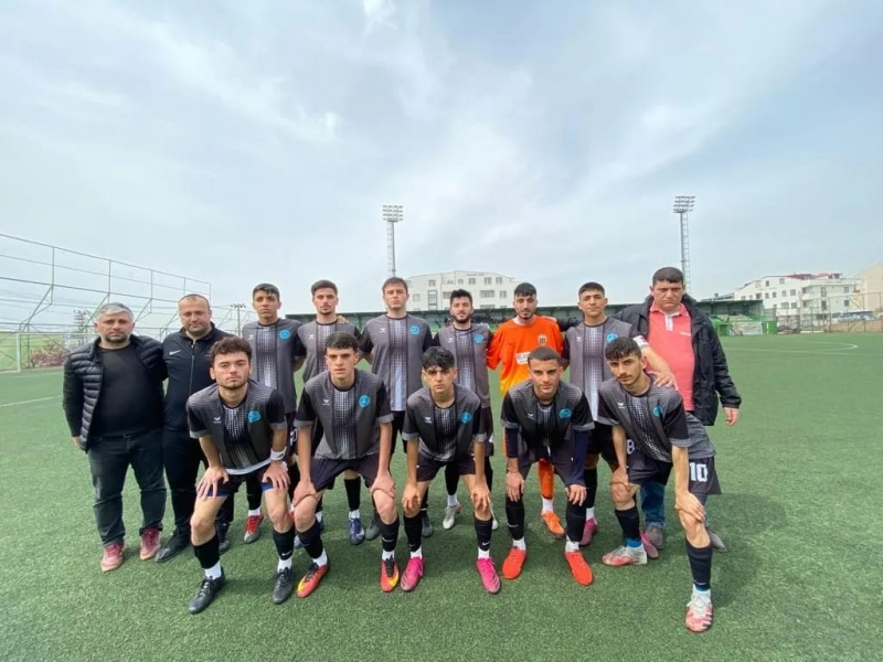 ÇESK U-18 futbol takımı şampiyon