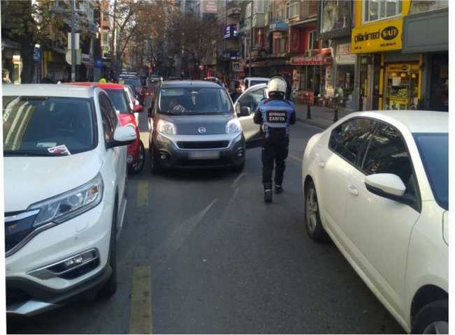Çift sıra parklanma yapan araçlara ceza