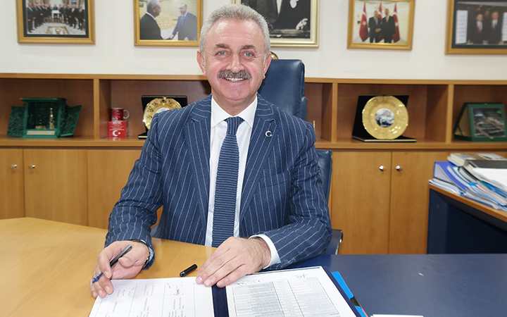 Çiler: huzurlu ve mutlu bir bayram temenni ediyorum