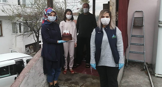 ÇOCUKLARI SEVİNDİRİYOR