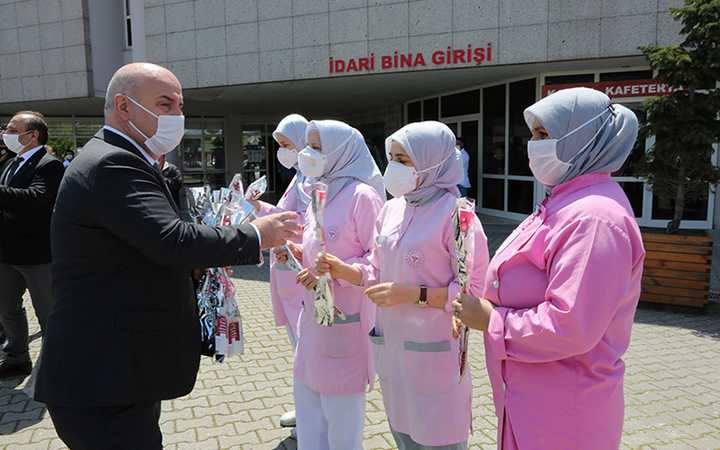 Darıca’da hemşireler unutulmadı