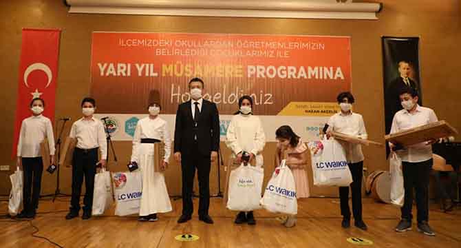 Dilovalı öğrencilere şiirli, müzikli moral 