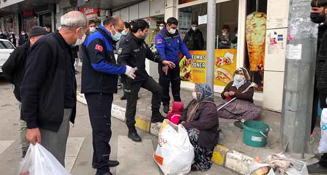 Dilovası Belediyesi, dilencilere göz açtırmıyor! 