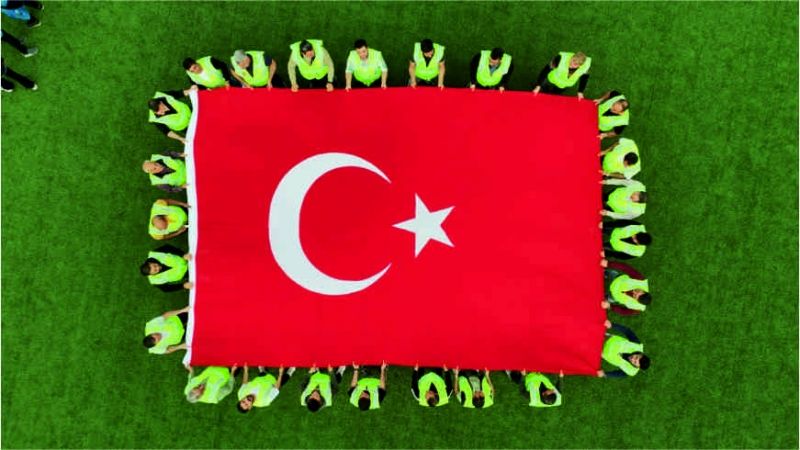 Dilovası, Türk Bayrakları ile donatıldı 