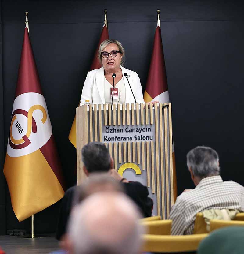 Doç. Dr. Zeynep Banu Dalaman’dan Galatasaray Divanı’nda net mesaj: ‘Kadın futbolu vitrin değil, vizyon meselesidir’