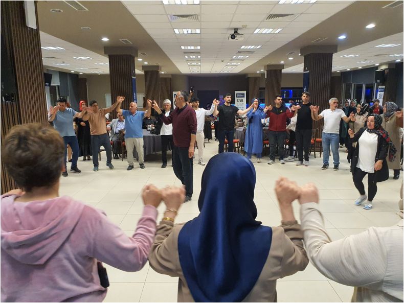 DOLU DOLU EĞİTİM KAMPI