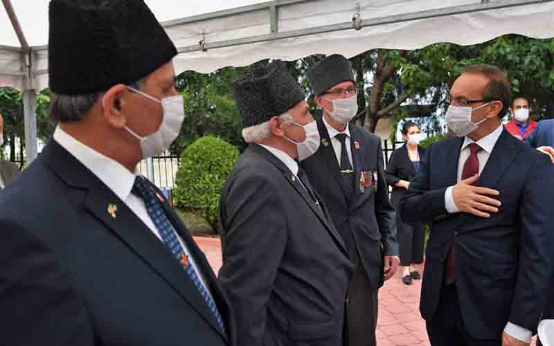 Gazilerimize sağlık ve huzur dolu bir ömür diliyorum.