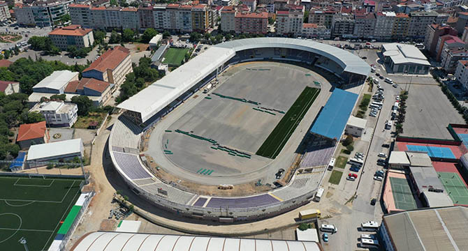 Gebze Stadı’nın halısı seriliyor