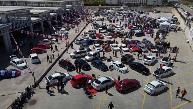 GEBZE'DE FESTİVALDE BULUŞTU