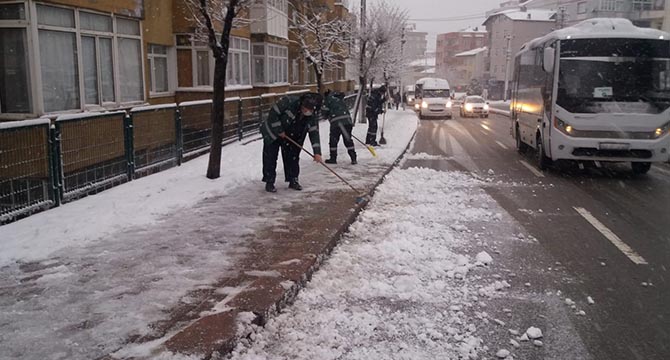 Gebze’de karla mücadele çalışmaları