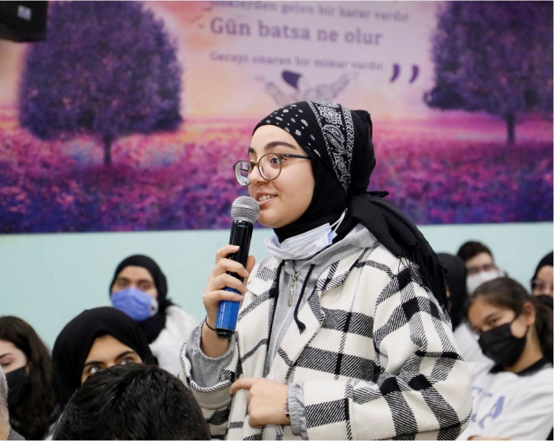 “Gerçek hayattan asla kopmayın”