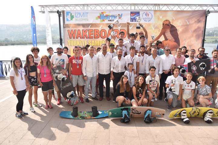 GÖLKAY'DA WAKEBOARD FİNAL HEYECANI