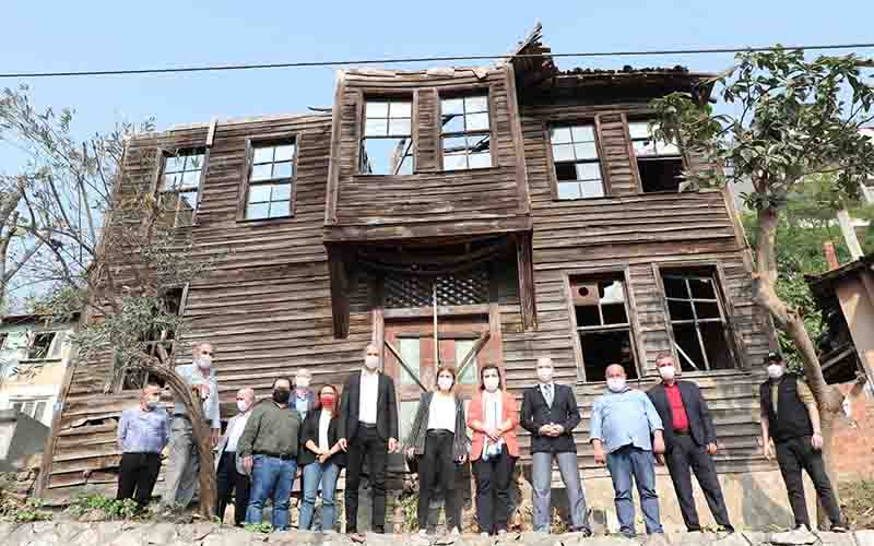 Hulusi Kentmen’in torunundan, sıcak buluşma