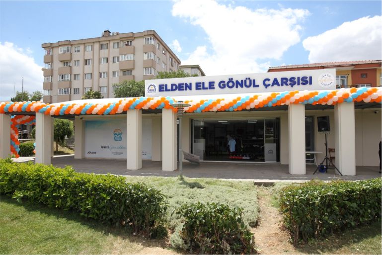İHTİYAÇ SAHİPLERİNE KIYAFET DESTEĞİ