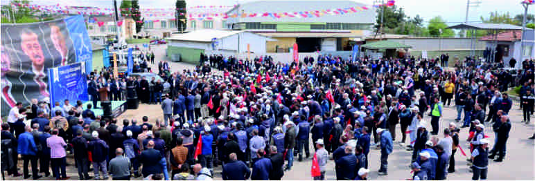 işçilerin zam sevincini paylaştı