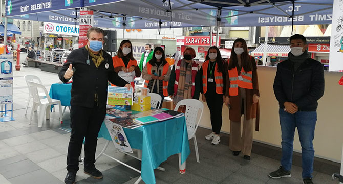 İzmit Belediyesi ve LÖSEV’den farkındalık etkinliği