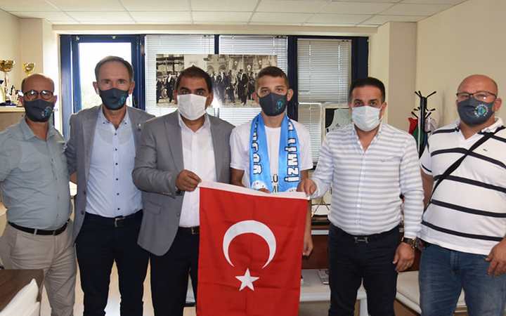 İzmit Belediyesporlu güreşçiye Milli Takım’dan davet 