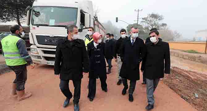 İzmit’te 4,5 kilometrelik  yolun asfaltına başlandı