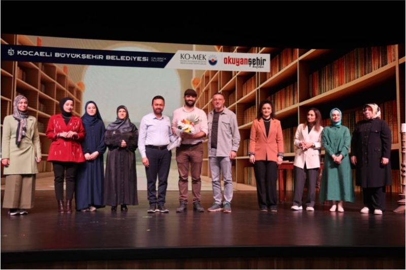 Kitap Fuarı'nda münazara ve müzikal tiyatro bir arada 