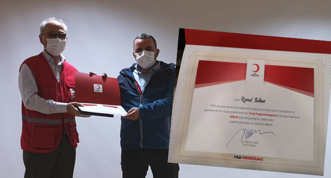 Kızılay Darıca Şubesine Başarı Belgesi